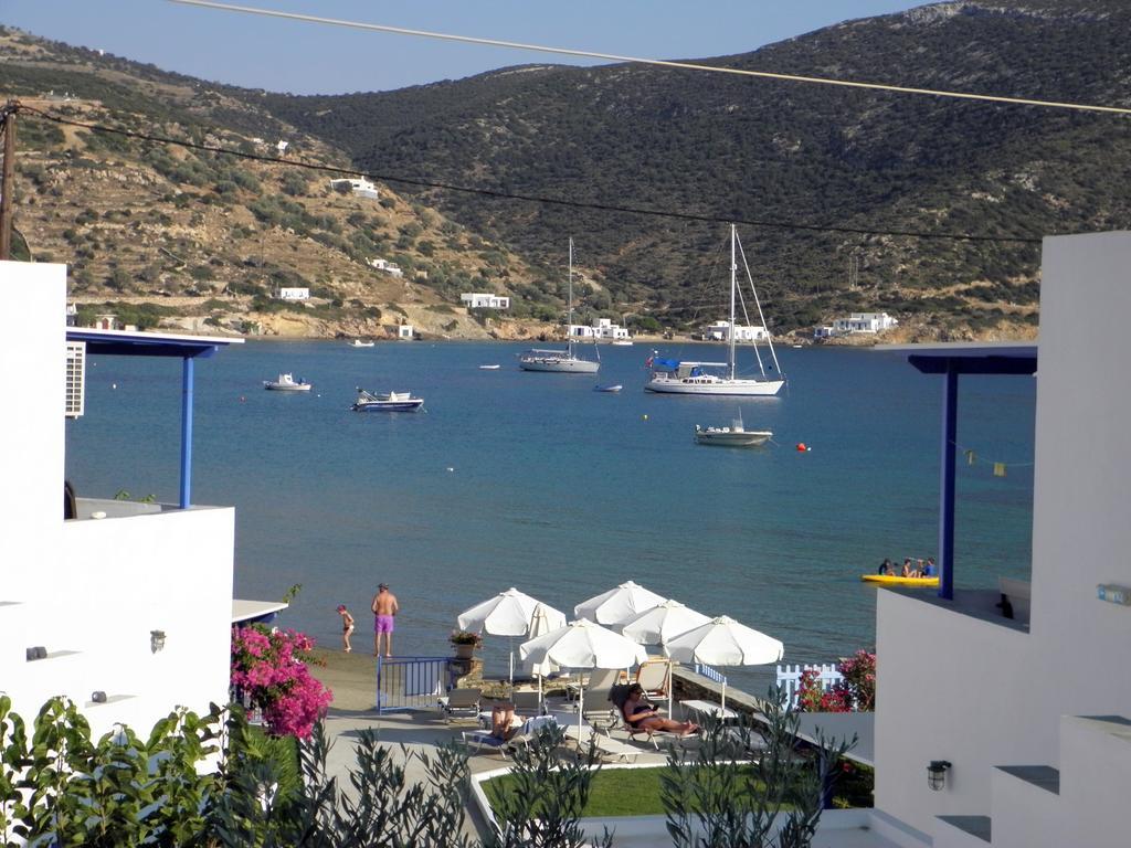 George'S Seaside Apartments Sifnos วาธิ ภายนอก รูปภาพ